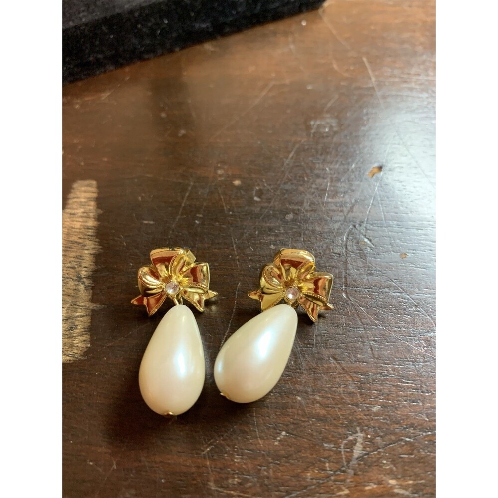 Vintage Dangle Earrings Gold Tone Ribbon Bow Crystal & Faux Pearl